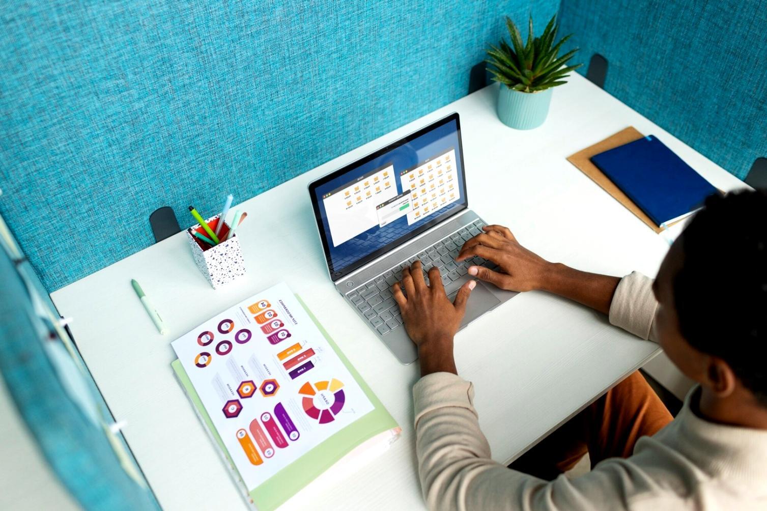 Analyse-Dashboard mit technischen SEO-Metriken und Performance-Daten